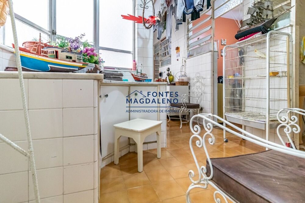 Apartamento à venda com 3 quartos, 270m² - Foto 19