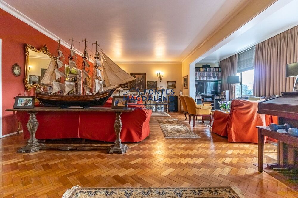 Apartamento à venda com 3 quartos, 270m² - Foto 4