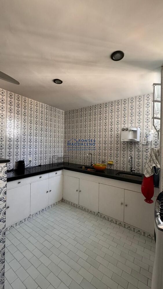 Apartamento à venda com 4 quartos, 200m² - Foto 4