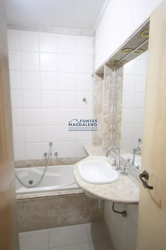Apartamento, 3 quartos, 210 m² - Foto 1