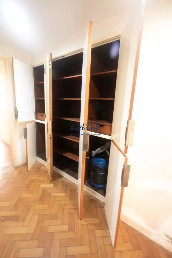 Apartamento, 3 quartos, 210 m² - Foto 2