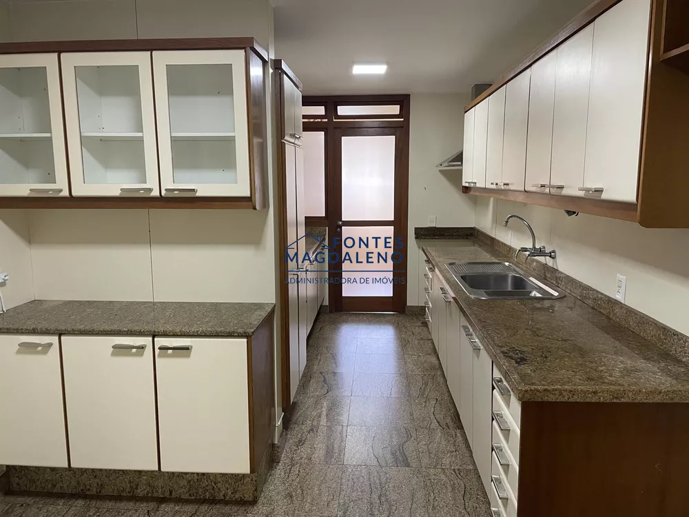 Apartamento à venda com 4 quartos, 260m² - Foto 11