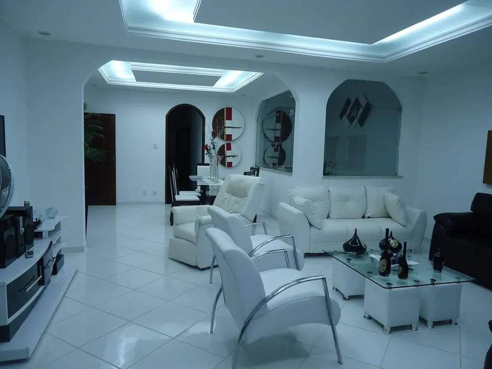 Apartamento, 5 quartos - Foto 1