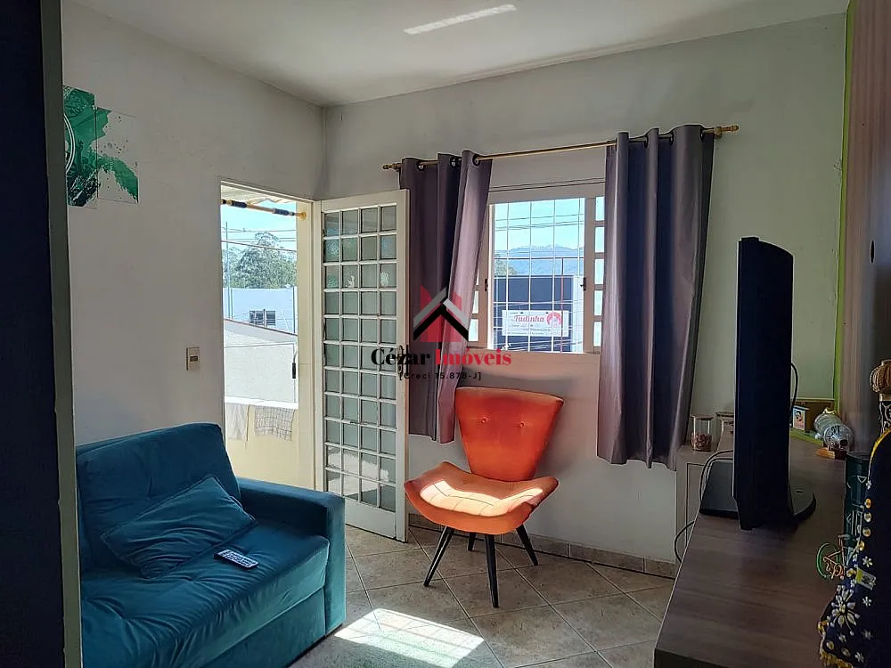 Casa, 3 quartos, 176 m² - Foto 2