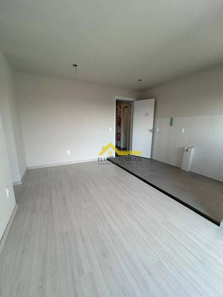 Apartamento à venda com 3 quartos, 58m² - Foto 3