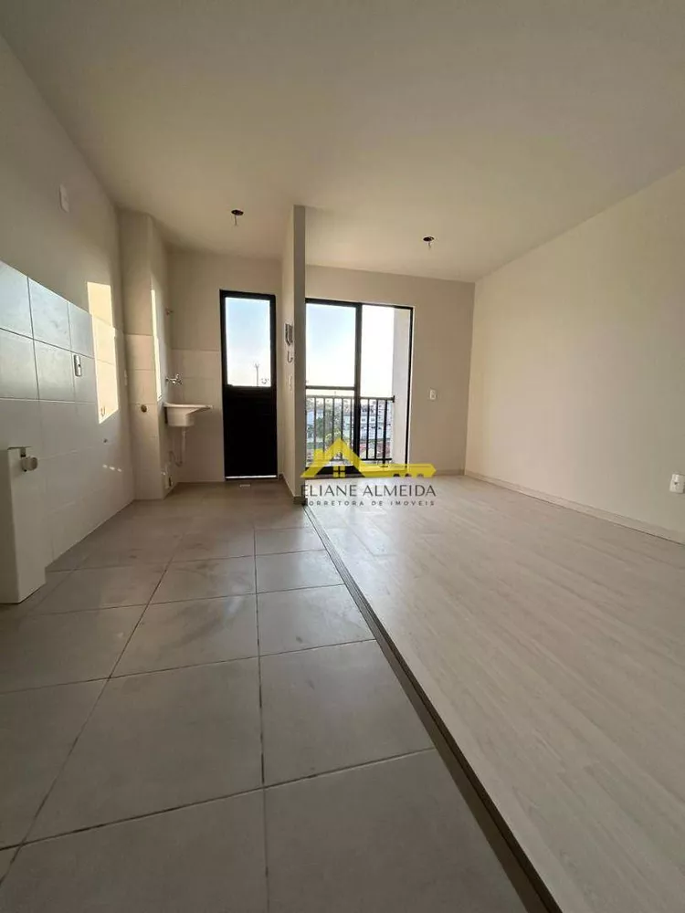 Apartamento à venda com 3 quartos, 58m² - Foto 2