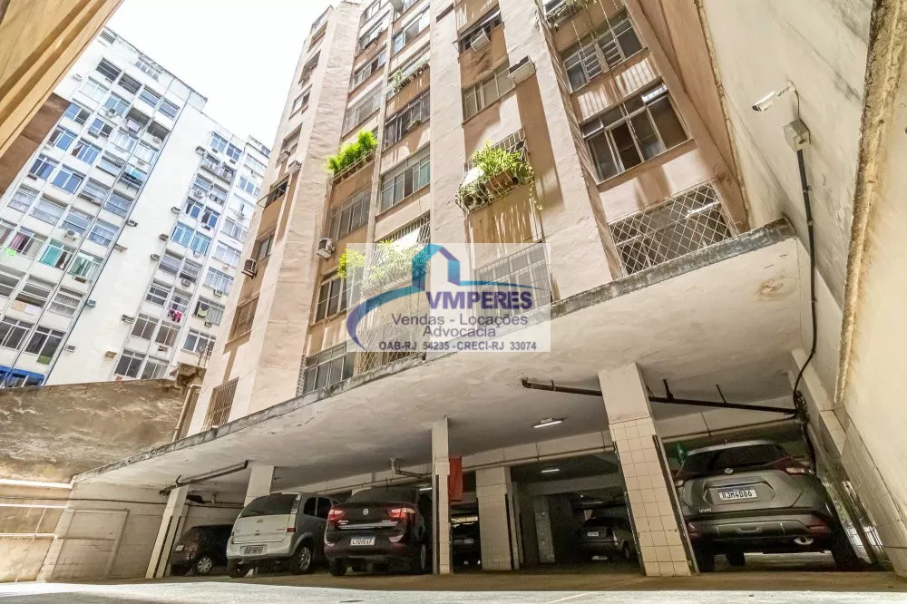 Apartamento à venda com 3 quartos, 133m² - Foto 4