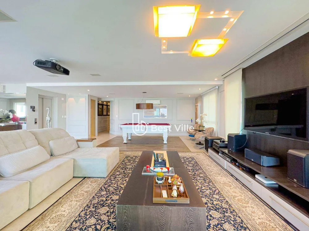 Apartamento, 3 quartos, 253 m² - Foto 1