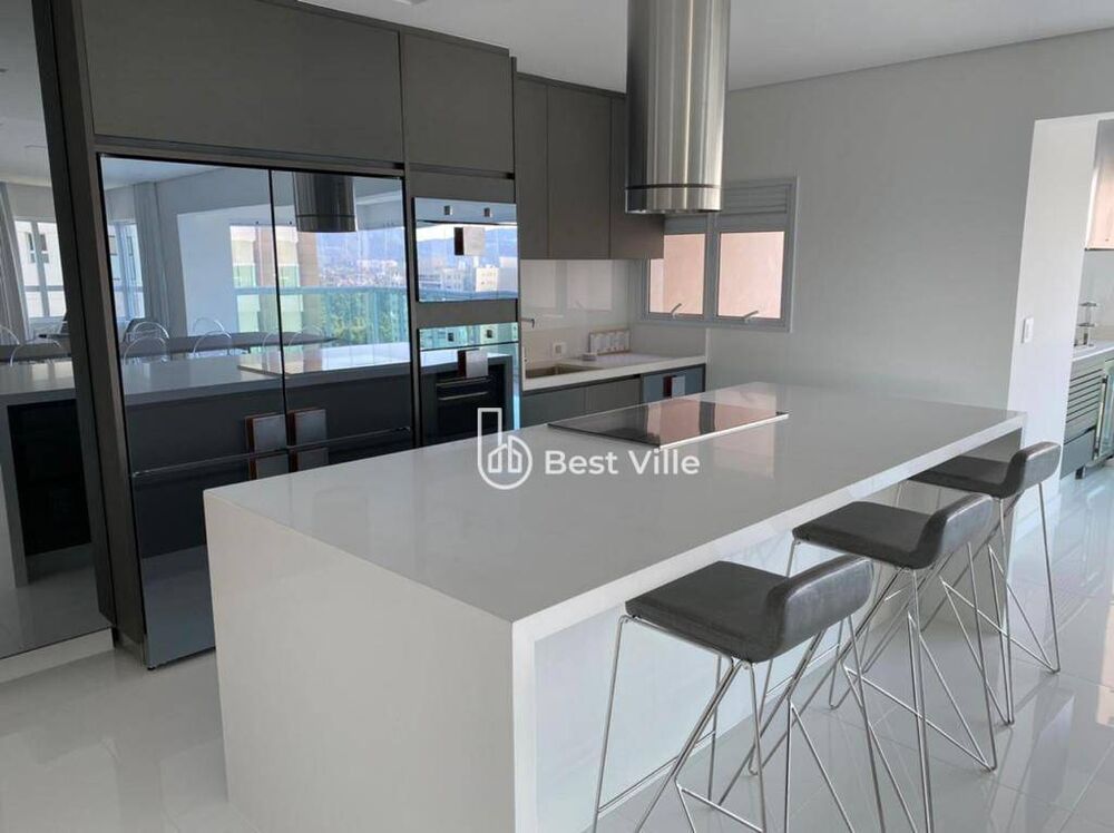 Apartamento à venda e aluguel com 3 quartos, 200m² - Foto 1