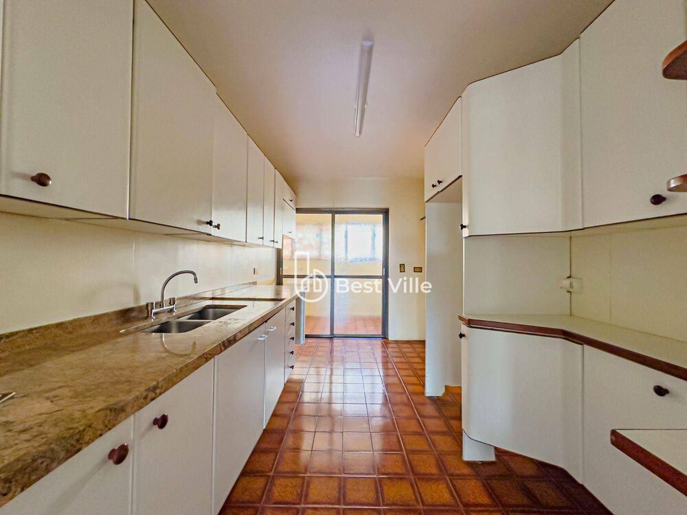 Apartamento, 3 quartos, 168 m² - Foto 2