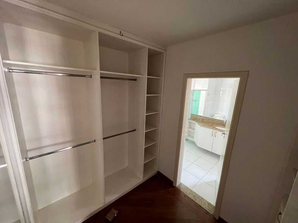 Casa de Condomínio à venda com 5 quartos, 432m² - Foto 7