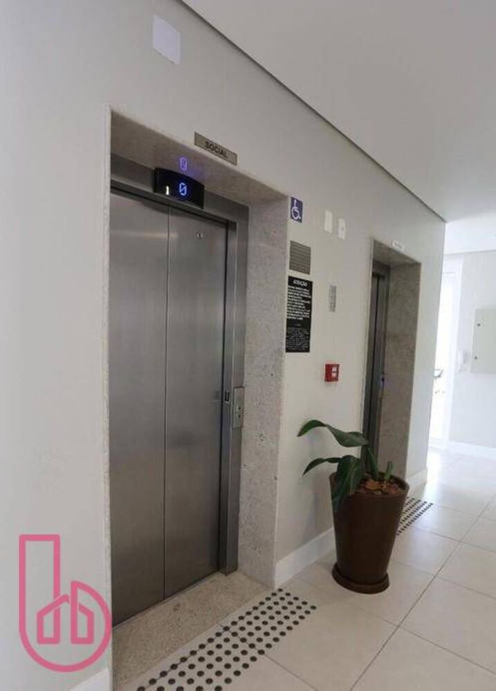 Apartamento à venda com 2 quartos, 81m² - Foto 7