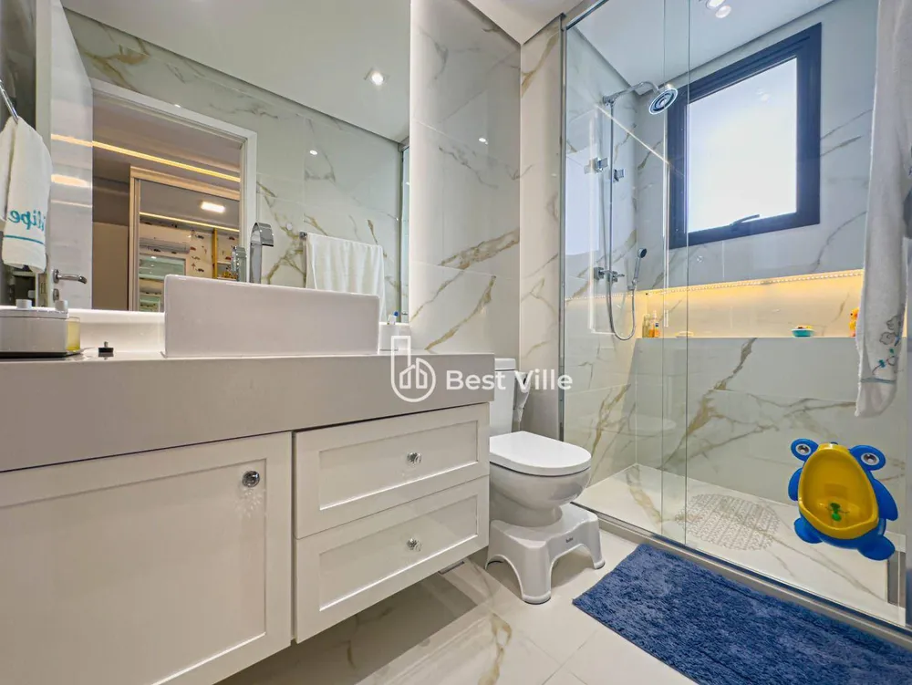 Apartamento, 3 quartos, 228 m² - Foto 1