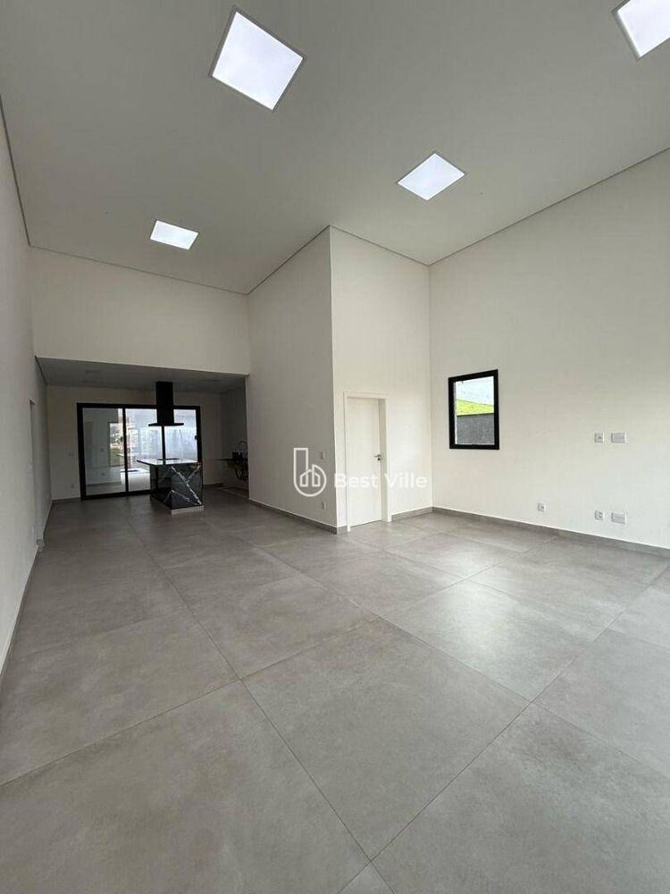 Casa de Condomínio à venda com 4 quartos, 441m² - Foto 2
