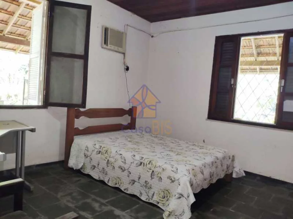 Casa à venda com 3 quartos, 300m² - Foto 8