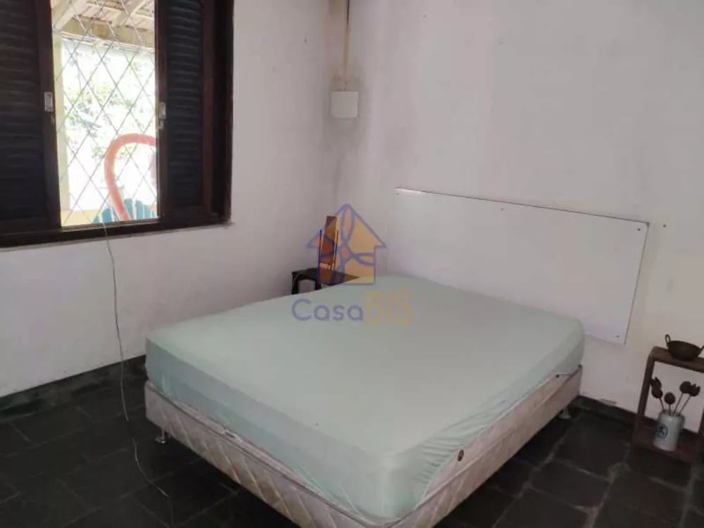 Casa à venda com 3 quartos, 300m² - Foto 10