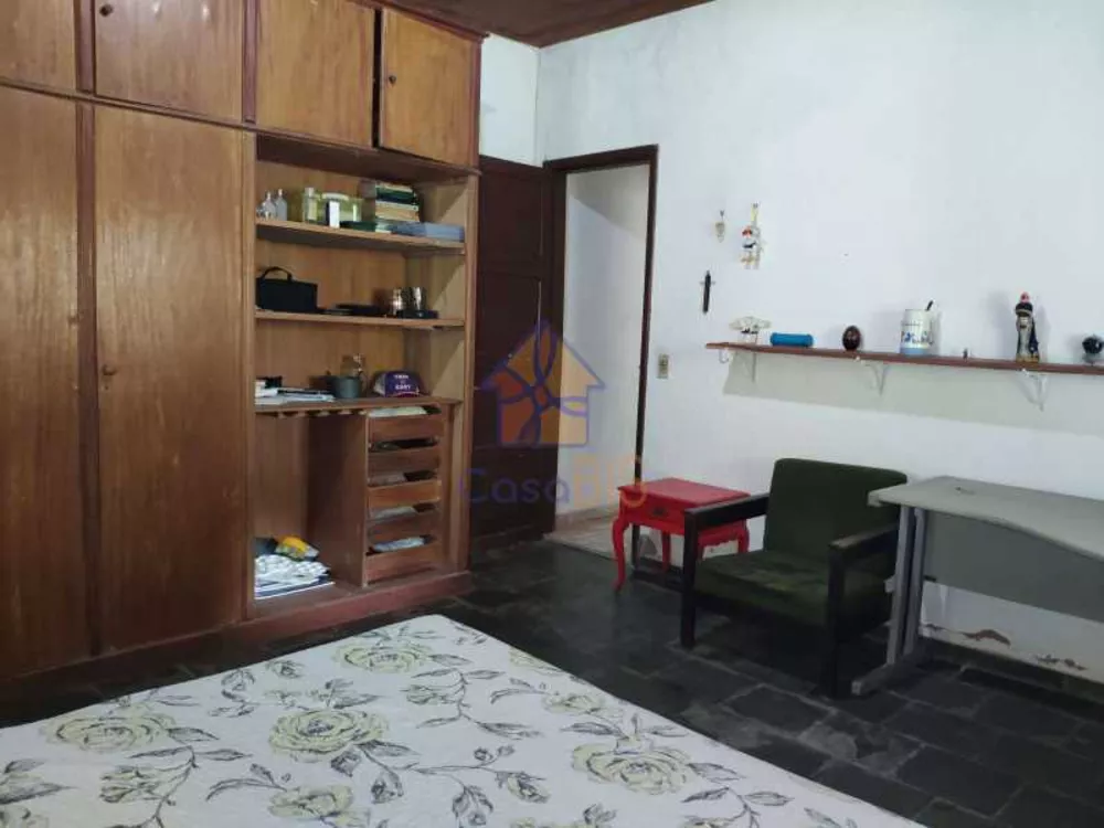 Casa à venda com 3 quartos, 300m² - Foto 7