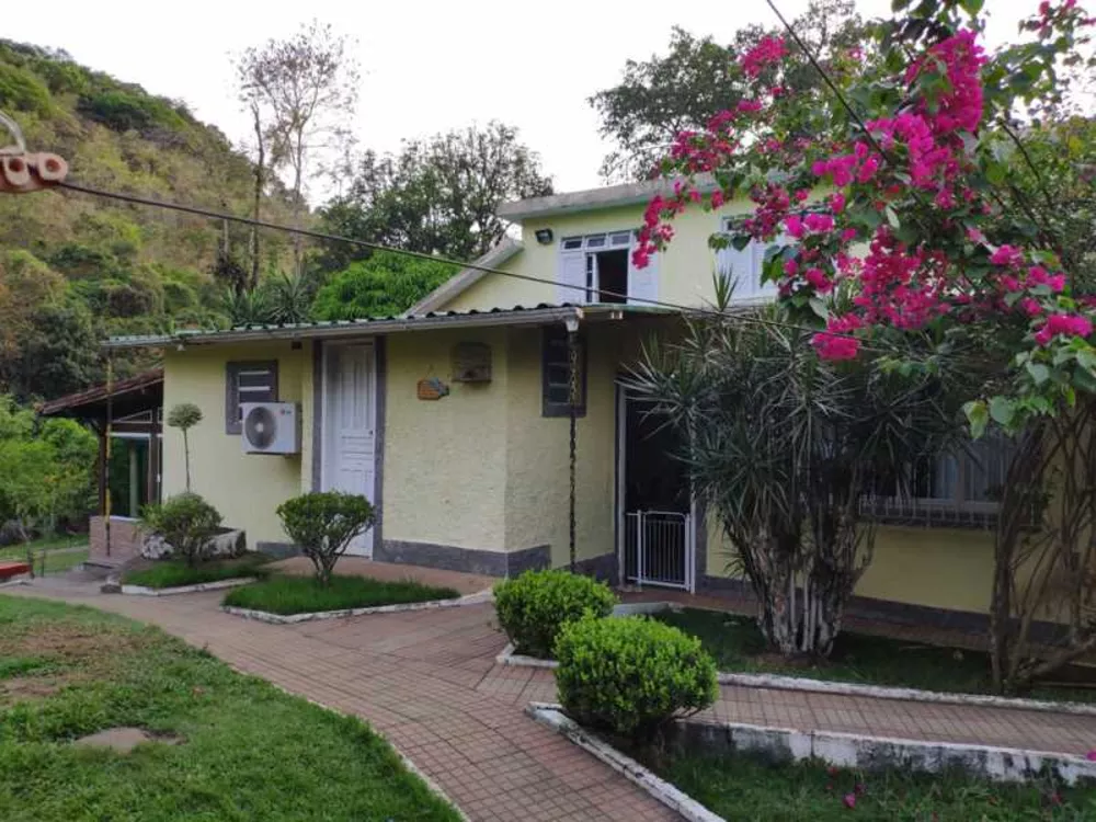 Sítio, 8 quartos, 250 m² - Foto 1