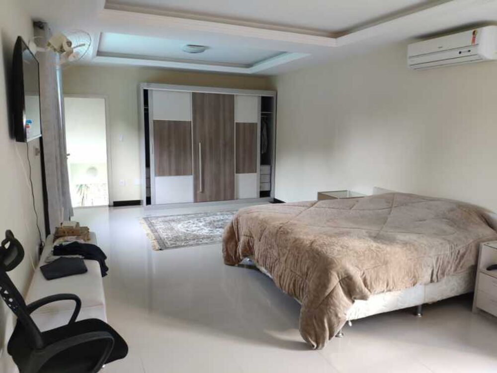 Sítio à venda com 8 quartos, 250m² - Foto 4