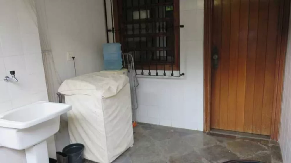 Casa de Condomínio à venda com 4 quartos, 550m² - Foto 21