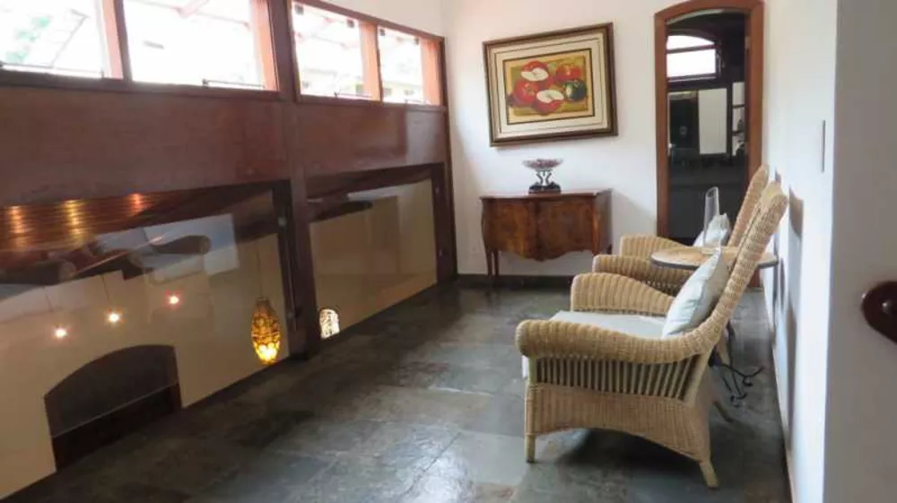 Casa de Condomínio à venda com 4 quartos, 550m² - Foto 10