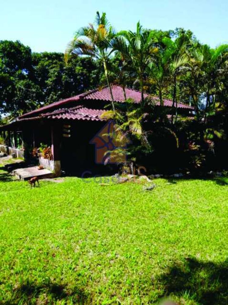 Casa à venda com 9 quartos, 300m² - Foto 7