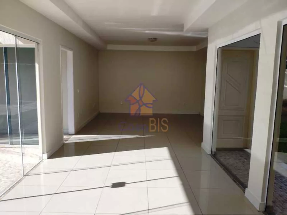 Casa à venda com 3 quartos, 150m² - Foto 4