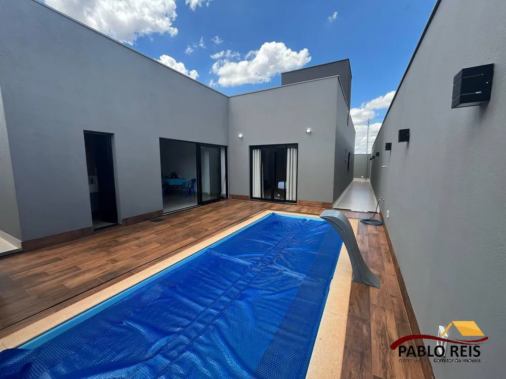 Casa, 3 quartos, 177 m² - Foto 1