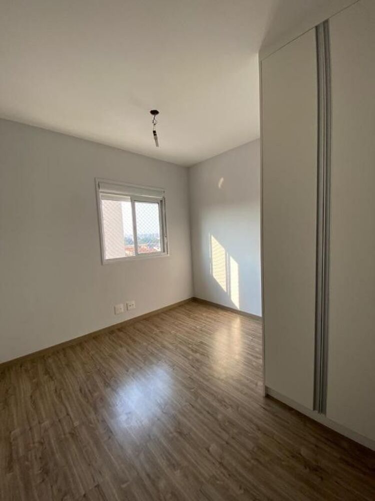 Apartamento para alugar com 2 quartos, 75m² - Foto 6