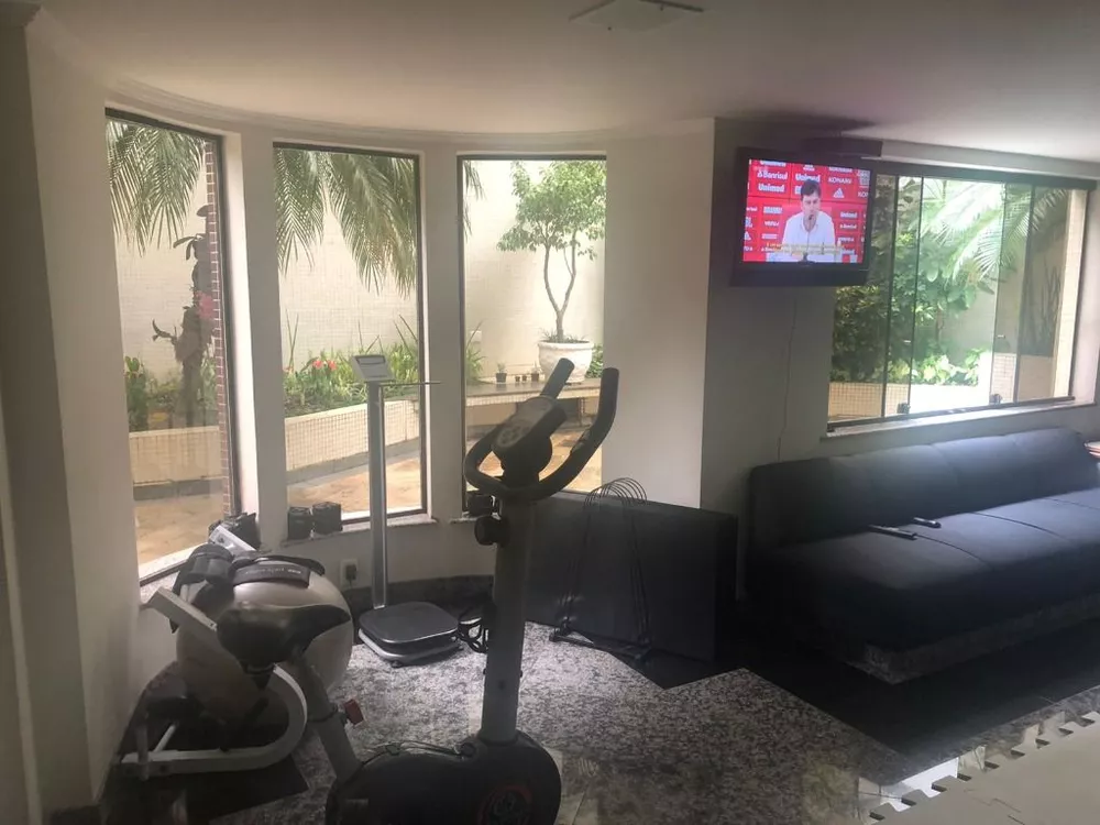 Apartamento, 3 quartos, 190 m² - Foto 2