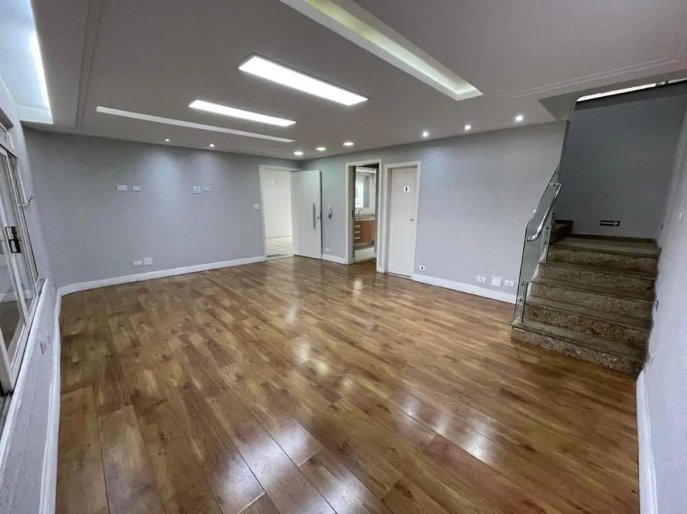 Sobrado, 6 quartos, 350 m² - Foto 2