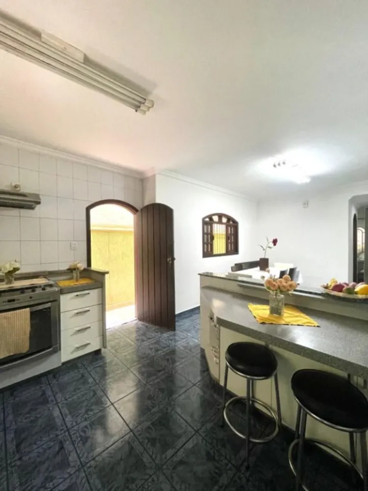 Casa, 3 quartos, 175 m² - Foto 9