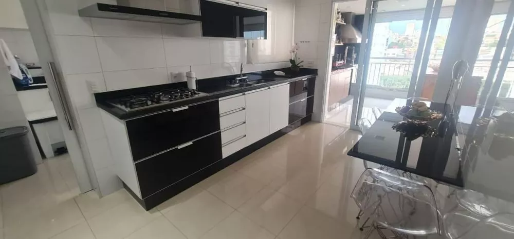 Apartamento, 3 quartos, 198 m² - Foto 1