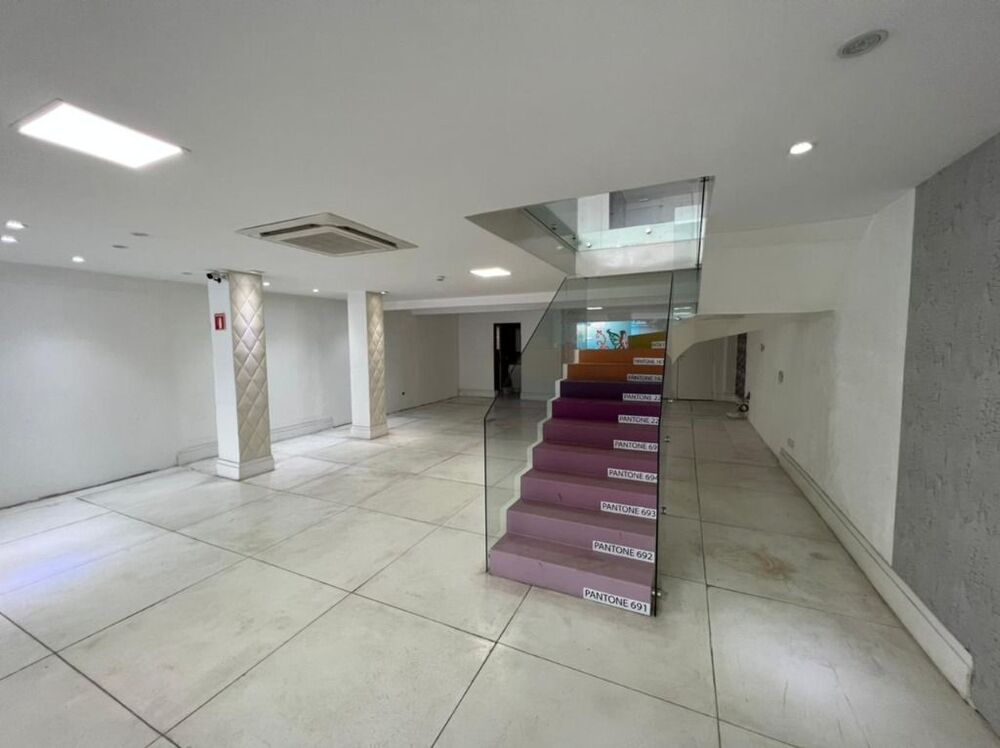 Prédio Inteiro, 600 m² - Foto 1