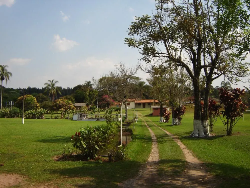 Chácara, 4 quartos, 1000 m² - Foto 1