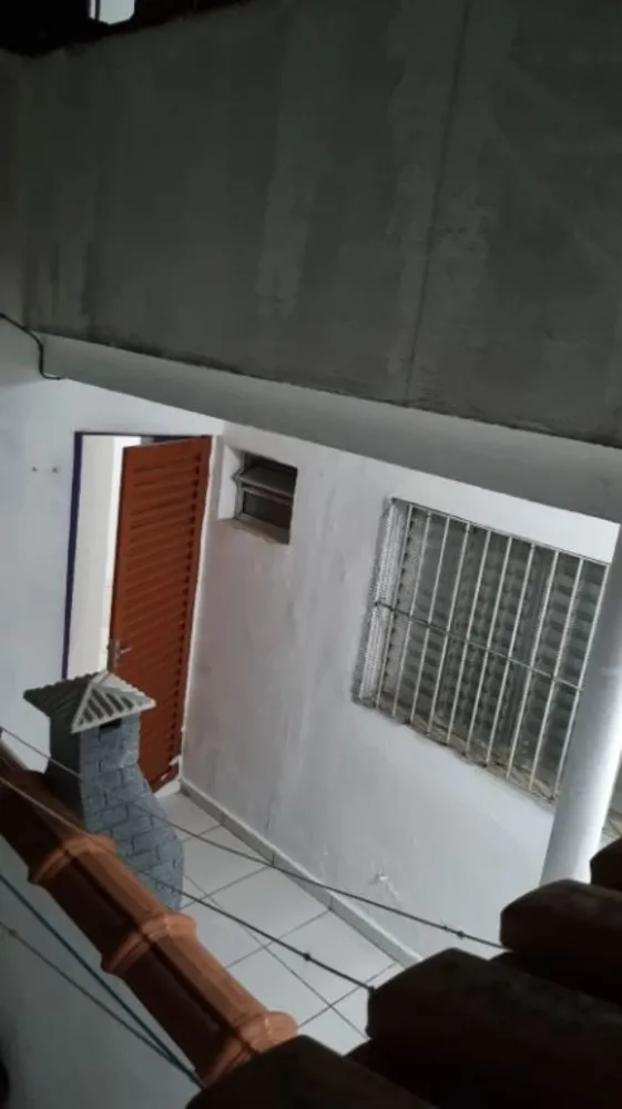 Casa, 1 quarto, 290 m² - Foto 2