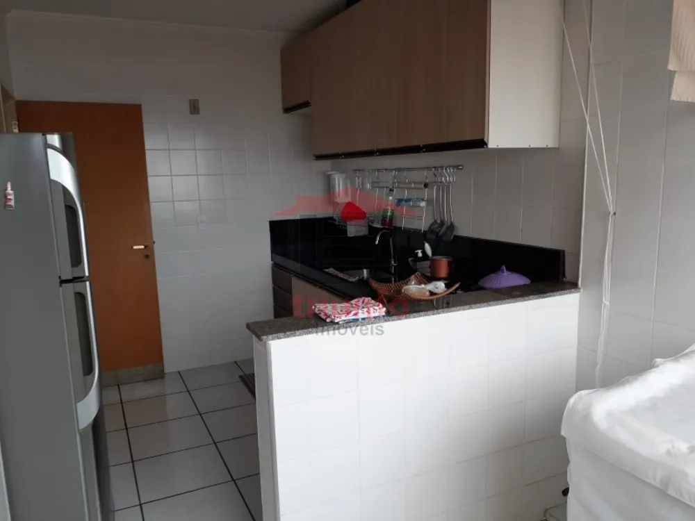 Apartamento, 3 quartos, 81 m² - Foto 2