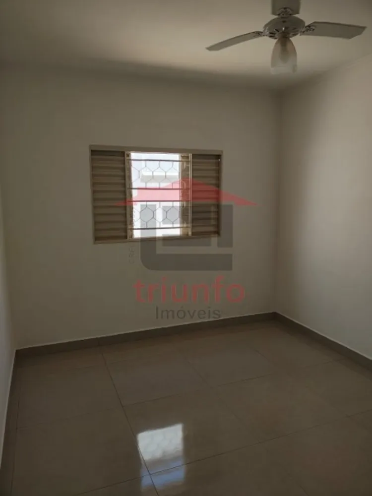 Casa, 2 quartos, 127 m² - Foto 1
