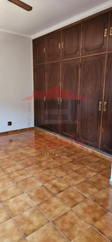 Casa, 3 quartos, 262 m² - Foto 4