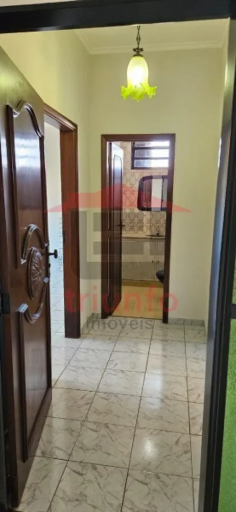 Casa, 3 quartos, 262 m² - Foto 2