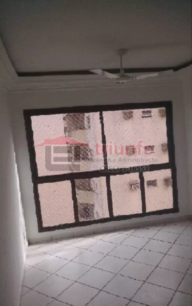 Apartamento à venda com 1 quarto, 45m² - Foto 1