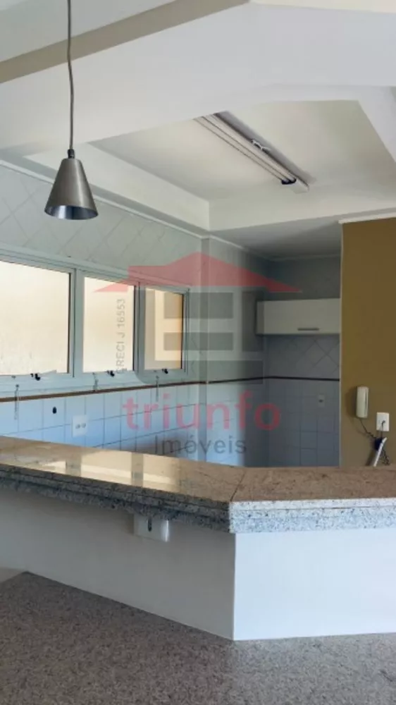 Apartamento à venda com 2 quartos, 66m² - Foto 4