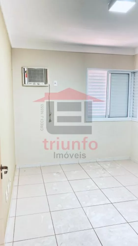 Apartamento à venda com 2 quartos, 66m² - Foto 3