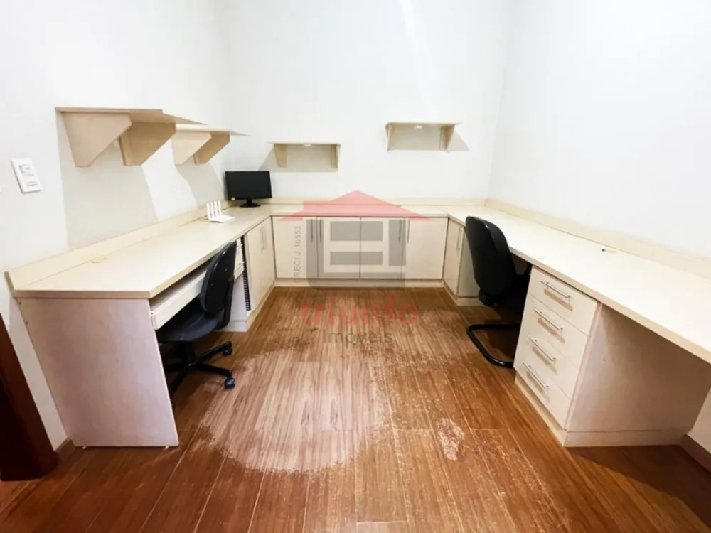 Casa, 3 quartos, 226 m² - Foto 4