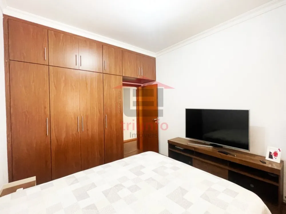 Casa, 3 quartos, 226 m² - Foto 1