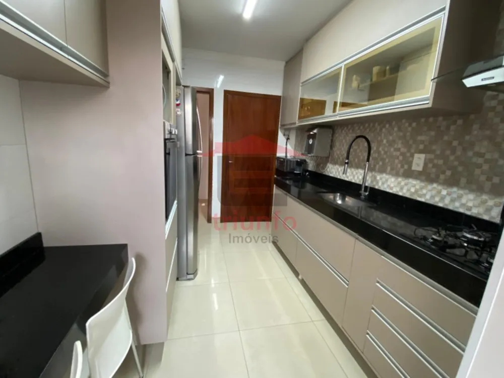Apartamento, 3 quartos, 93 m² - Foto 2