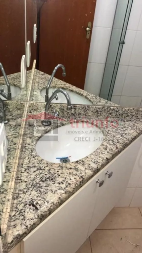 Apartamento à venda com 3 quartos, 108m² - Foto 2