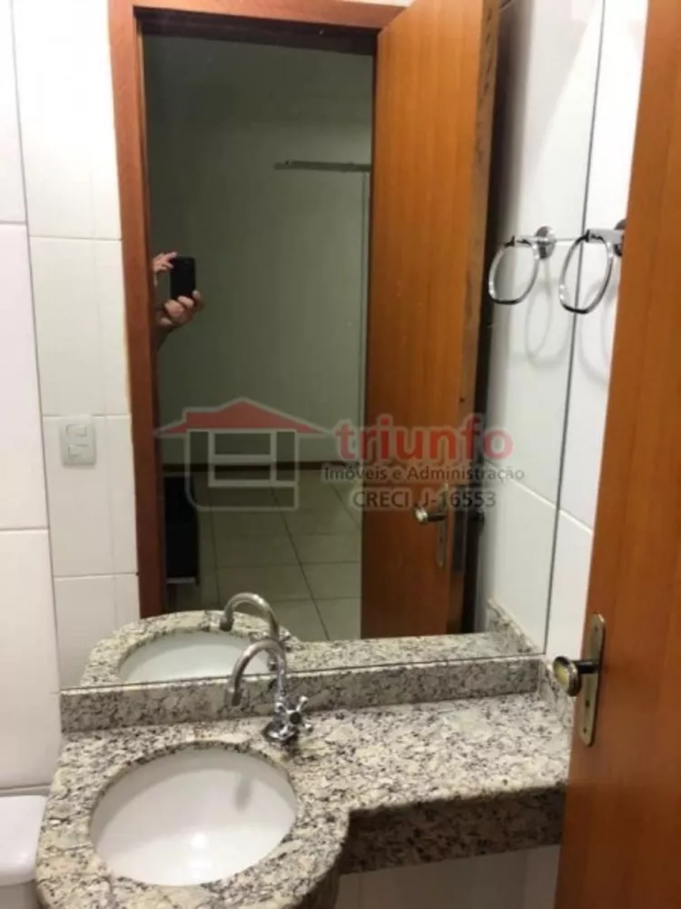 Apartamento à venda com 3 quartos, 108m² - Foto 4