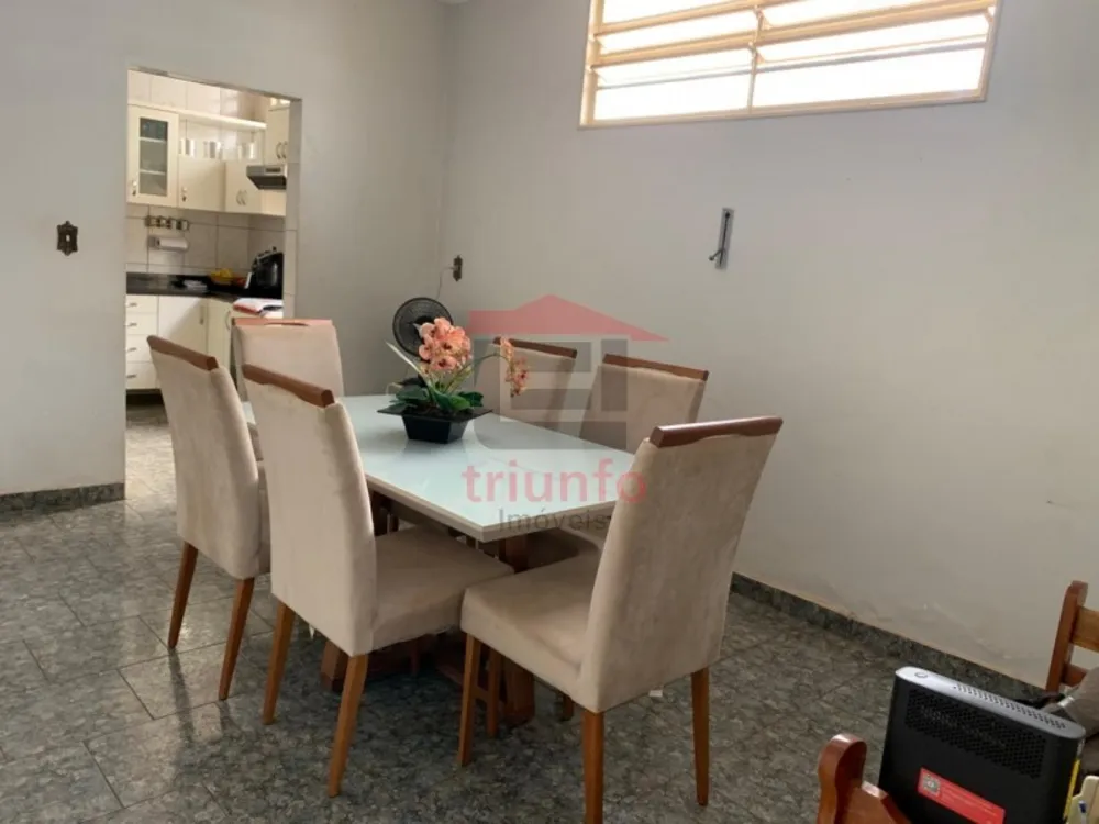 Casa, 3 quartos, 151 m² - Foto 2