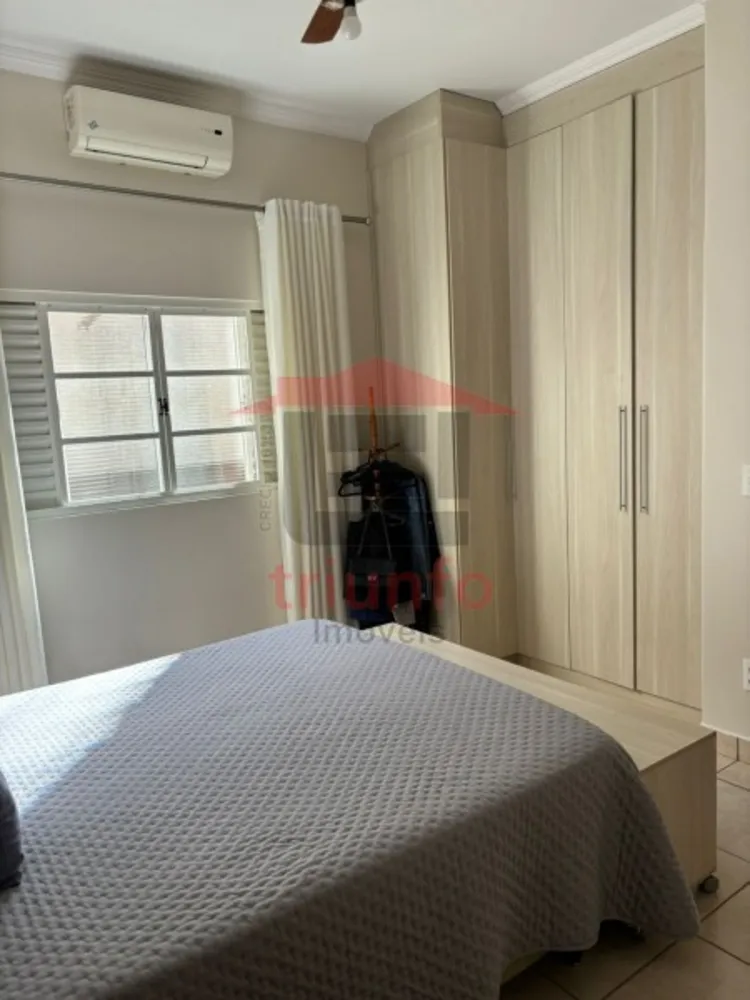 Casa, 3 quartos, 200 m² - Foto 2